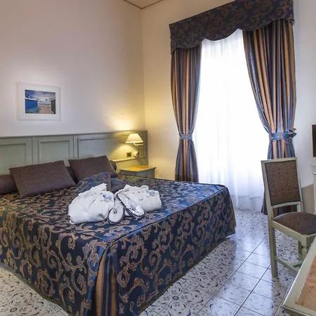 Hotel Hermitage & Thermal 4*