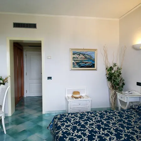 Hermitage & Thermal 4*
