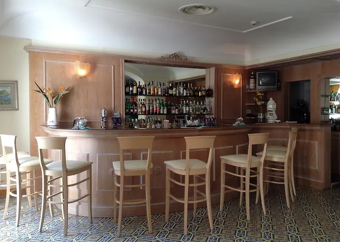 Отель Hermitage & Thermal