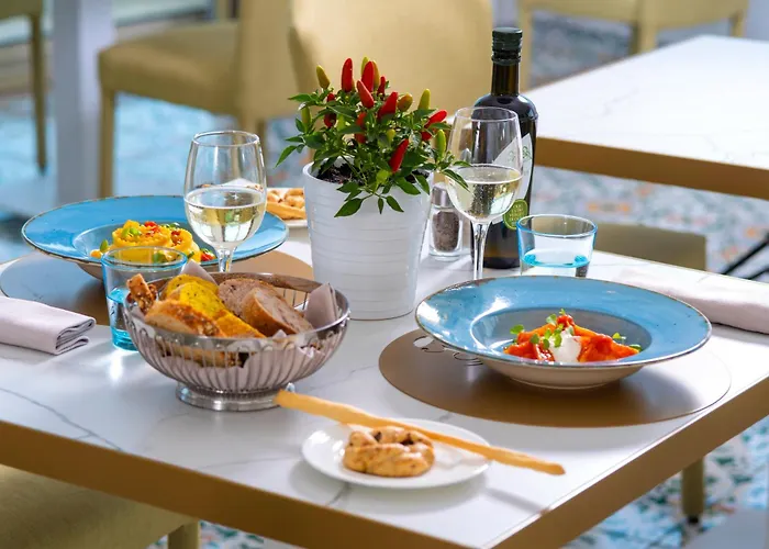 Отель Hermitage & Thermal