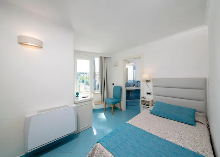 Отель Hermitage & Thermal Искья